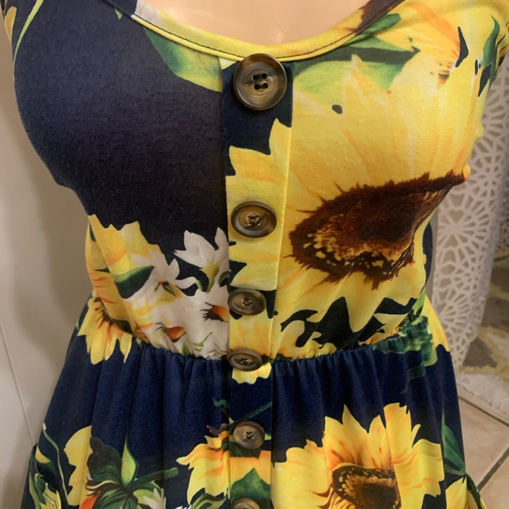 Women's Dresses-Summer Floral Bohemian Dress - Picture 7 of 8